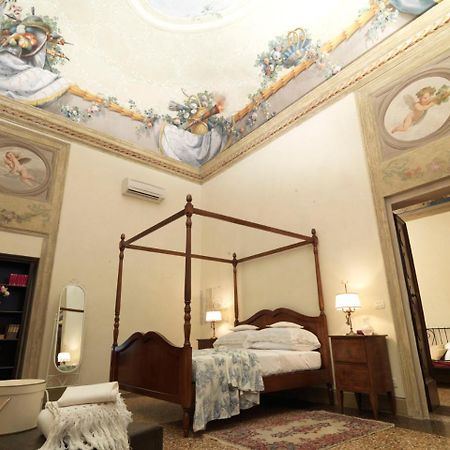 Antica Casa Zucchini B&B Bologna Exteriör bild