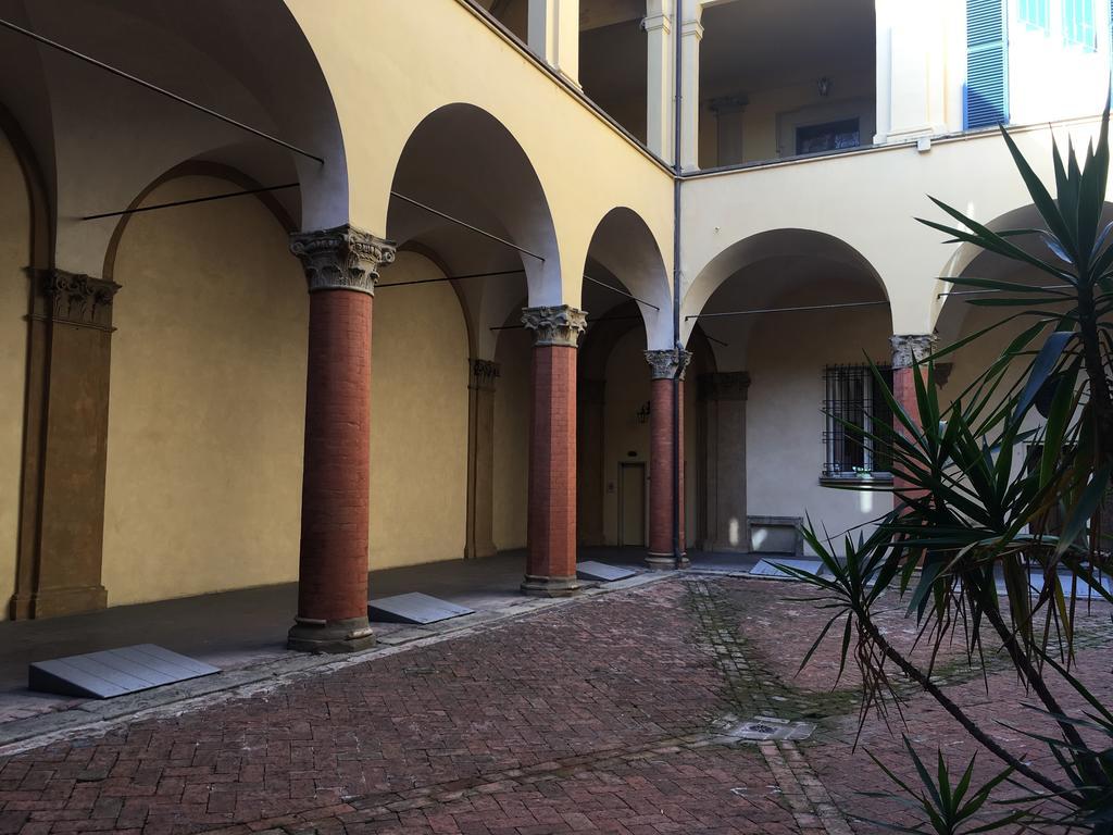 Antica Casa Zucchini B&B Bologna Exteriör bild