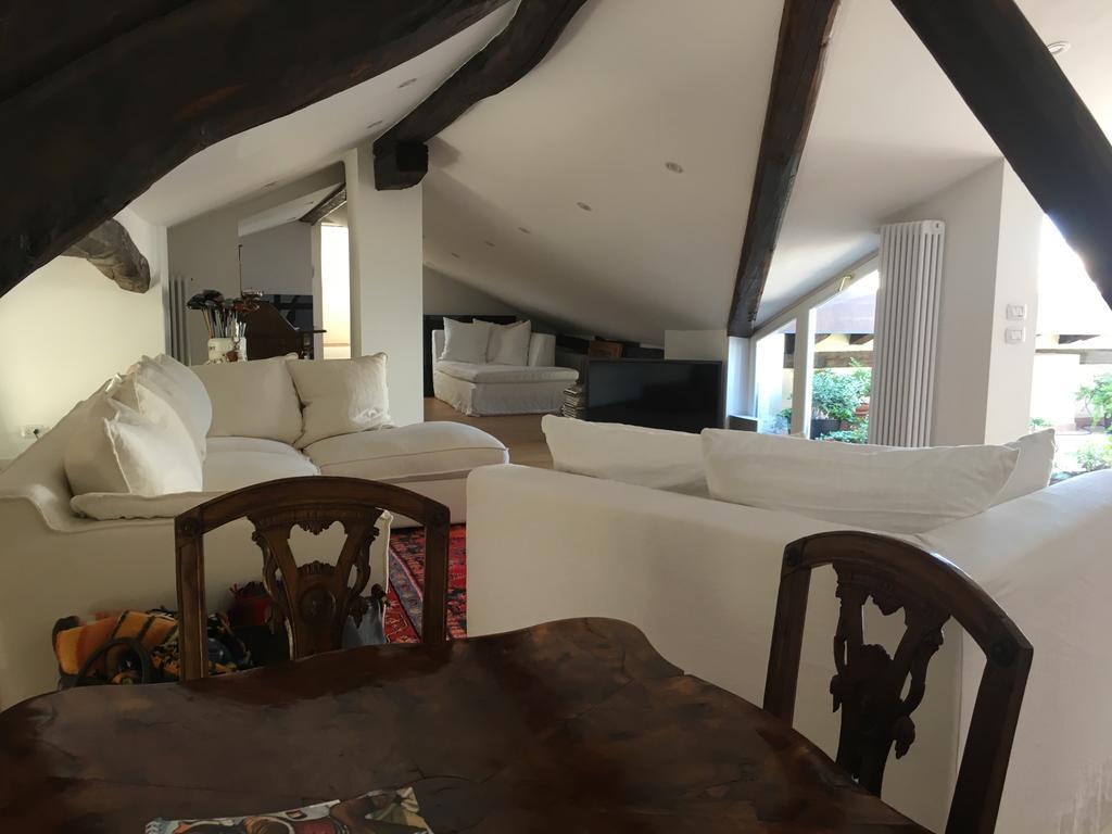 Antica Casa Zucchini B&B Bologna Exteriör bild