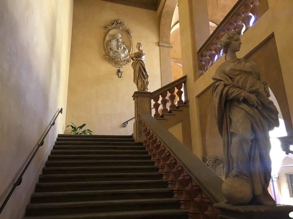 Antica Casa Zucchini B&B Bologna Exteriör bild
